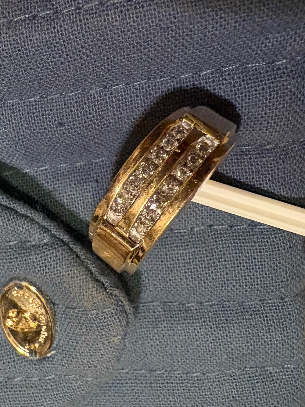 10K yellow gold round diamond men's ring size 8 - Picture 5 of 13